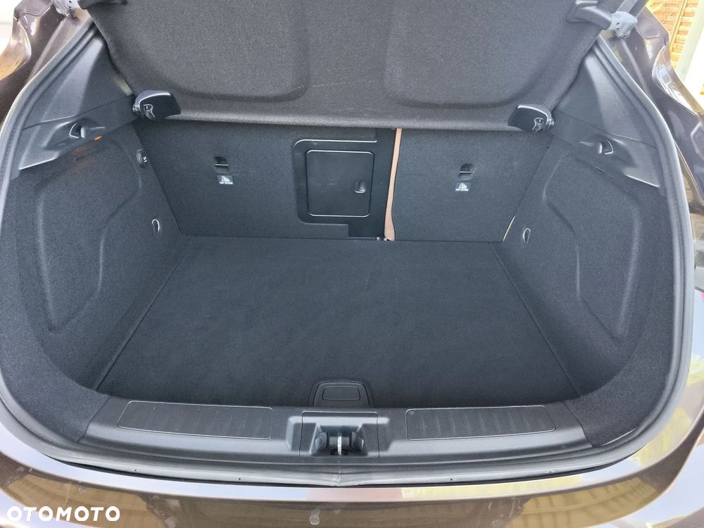 Infiniti QX30 2.2d Premium Tech AWD 7DCT - 16
