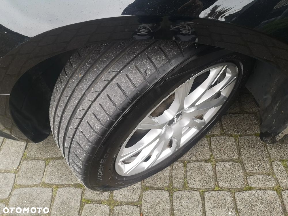 Audi A4 Avant 2.0 TDI S tronic - 37