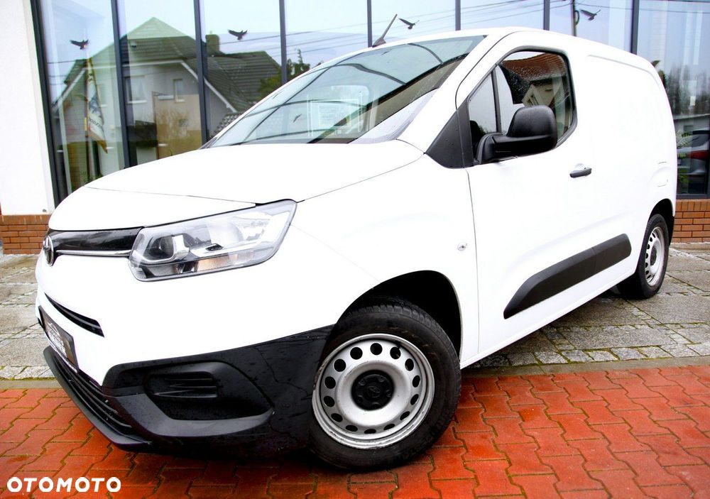 Toyota Proace City - 29