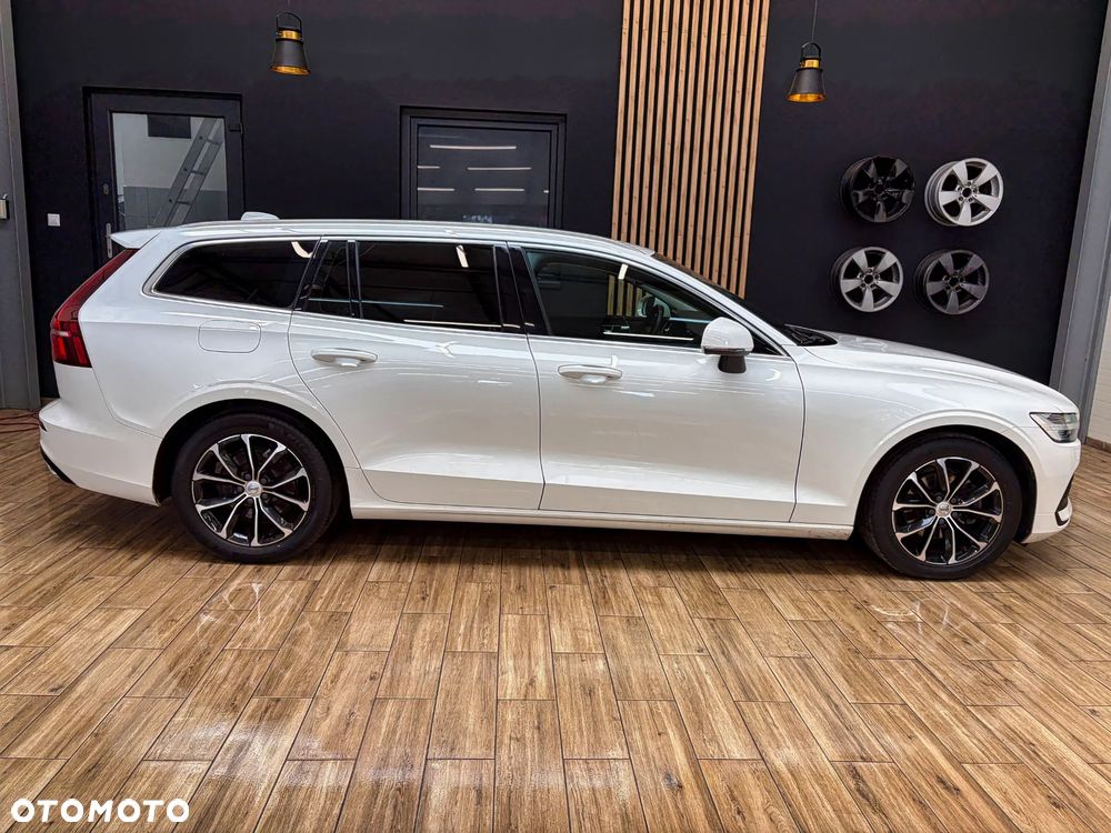 Volvo V60 D4 Geartronic Momentum Pro - 6