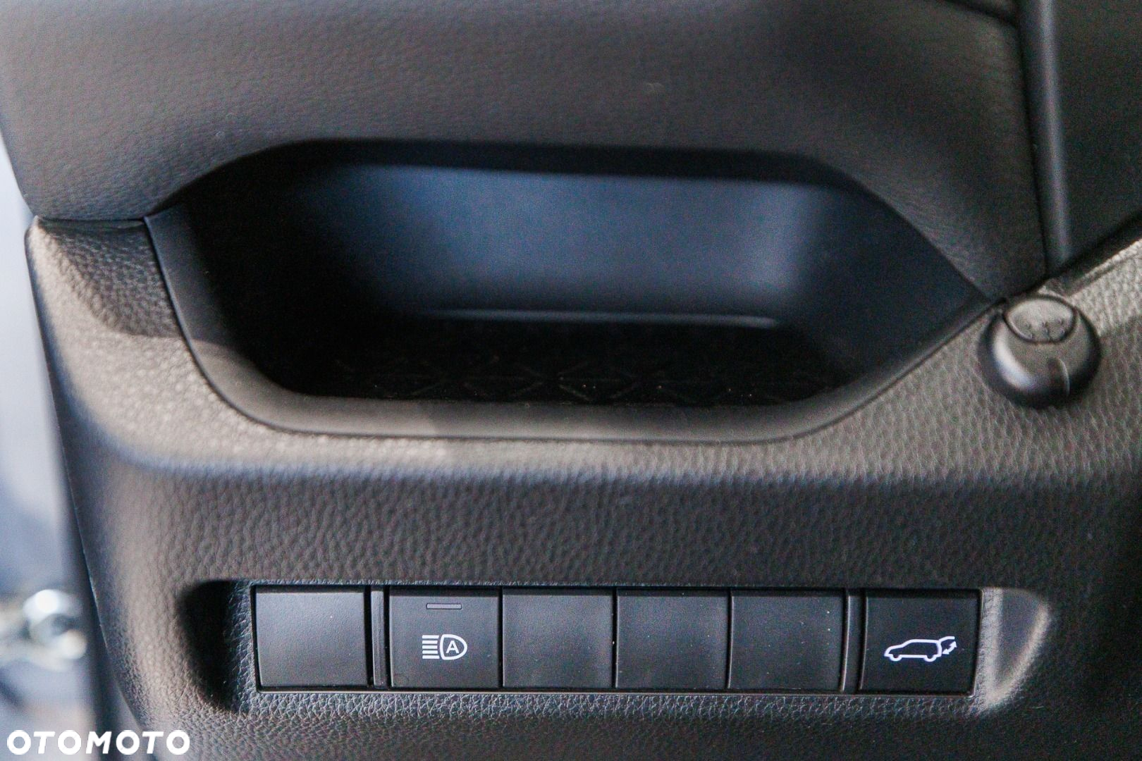 Toyota RAV4 - 27