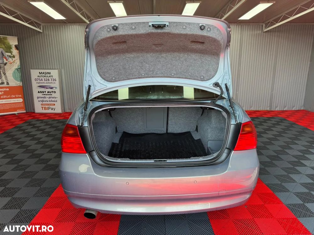 BMW Seria 3 - 17