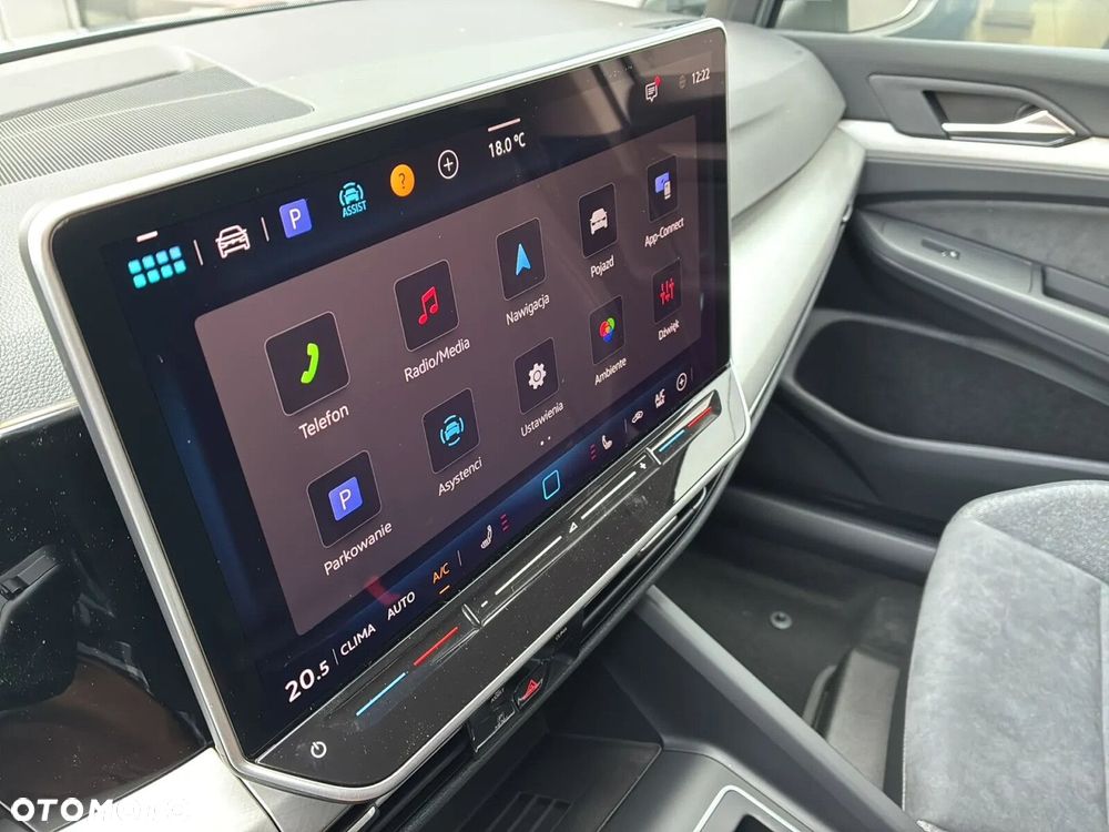 Volkswagen Golf - 14