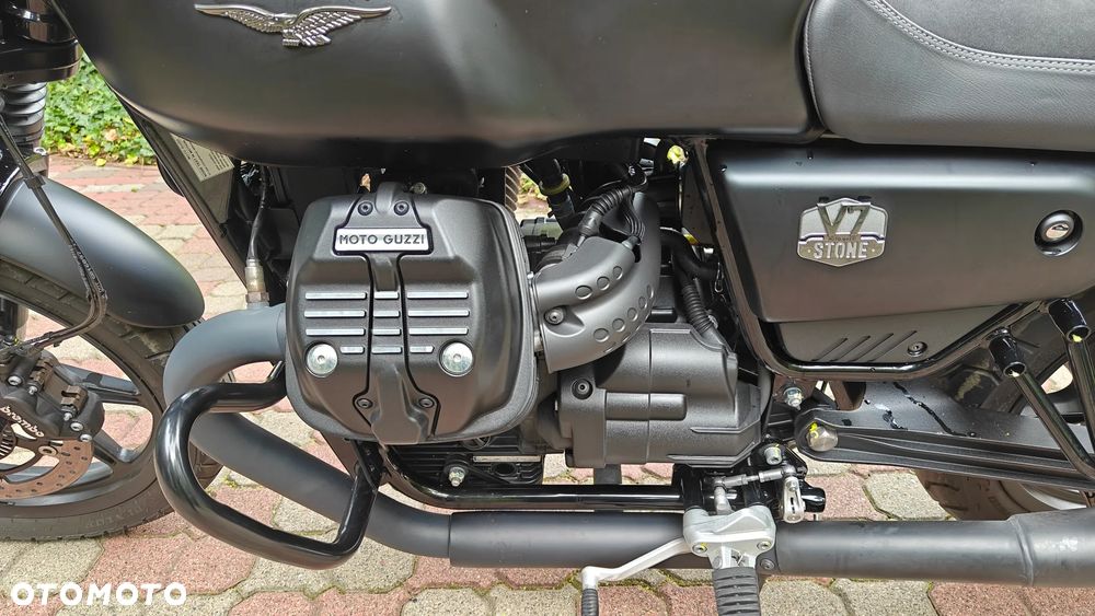 Moto Guzzi V7 - 23