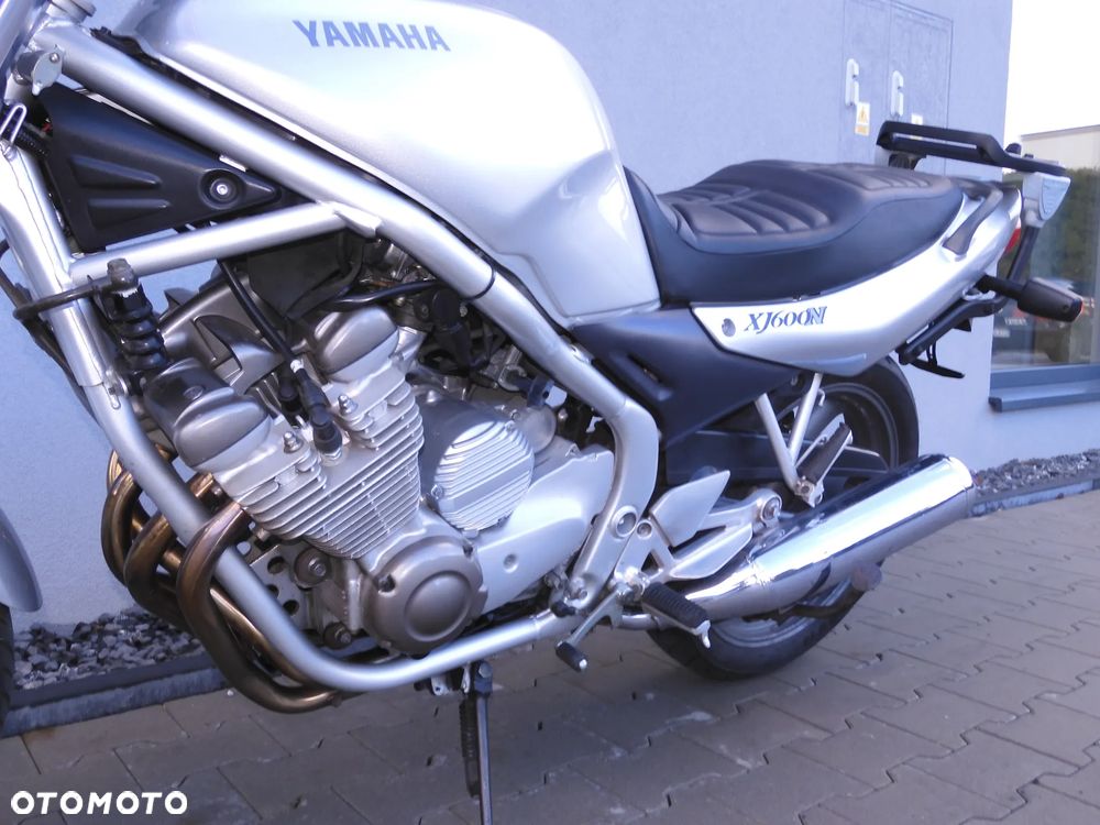 Yamaha XJ - 19