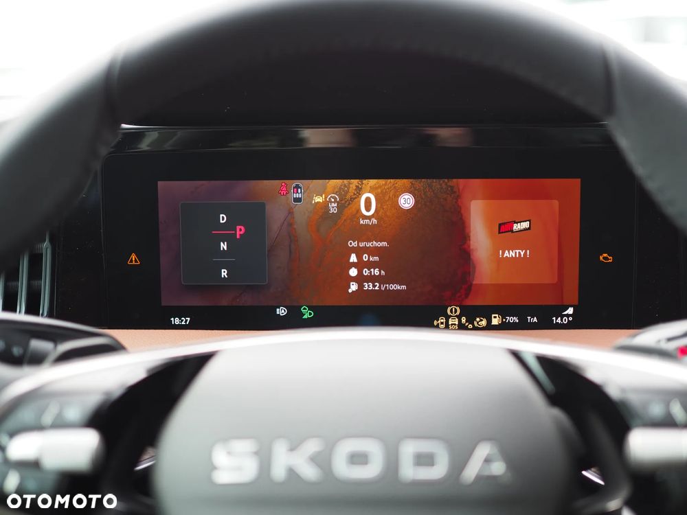 Skoda Superb 2.0 TDI SCR 4x4 L&K DSG - 11