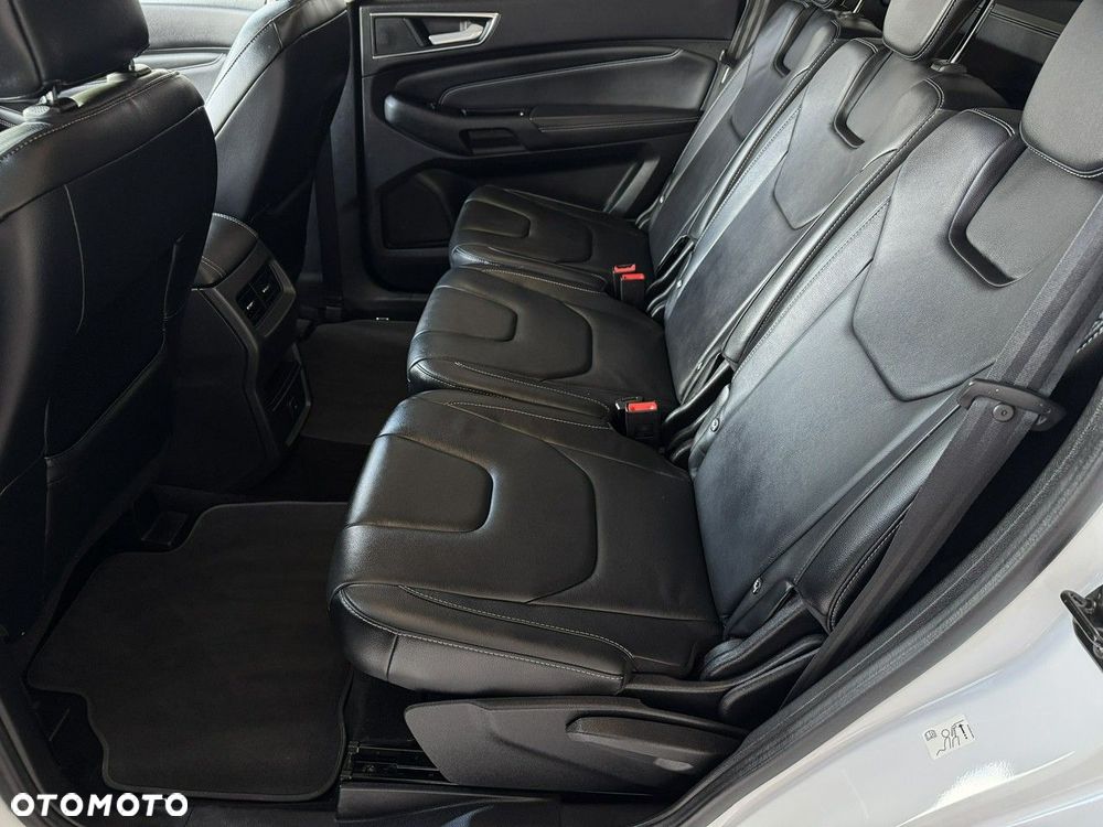 Ford S-Max - 24