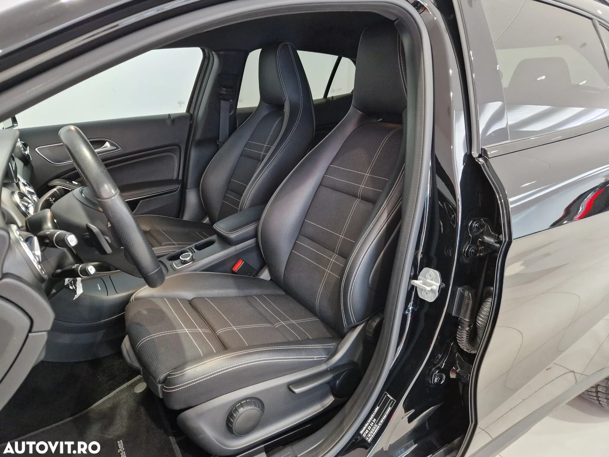 Mercedes-Benz GLA 200 d Aut. - 11