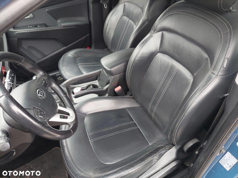 Kia Sportage 2.0 CRDI 4WD Automatik Fifa World Cup Edition - 19