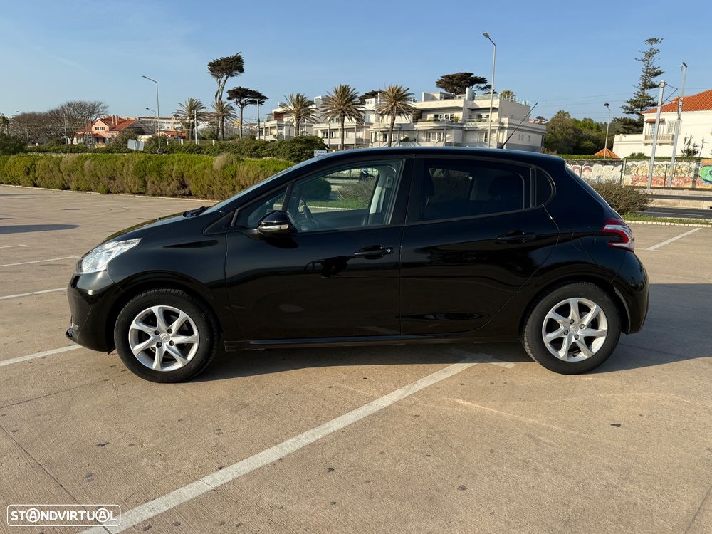 Peugeot 208 1.2 PureTech Style - 5