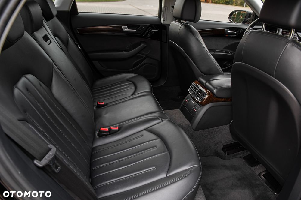 Audi A8 3.0 TDI DPF quattro tiptronic - 32