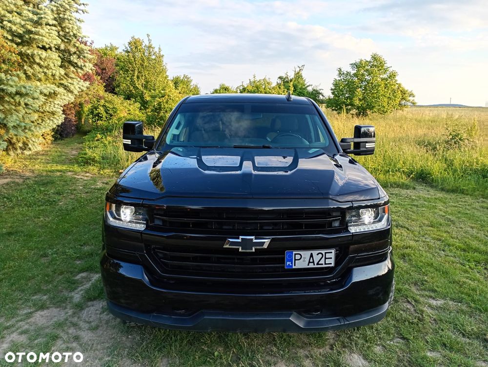 Chevrolet Silverado - 2