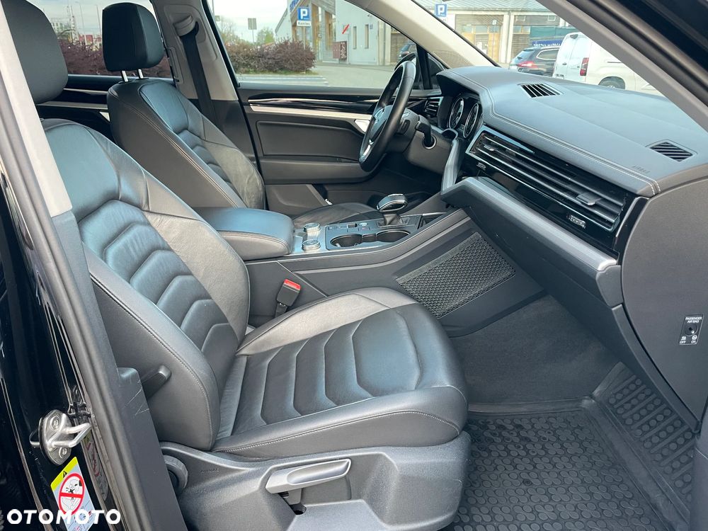 Volkswagen Touareg 3.0 V6 TDI 4Motion DPF Automatik Elegance - 20