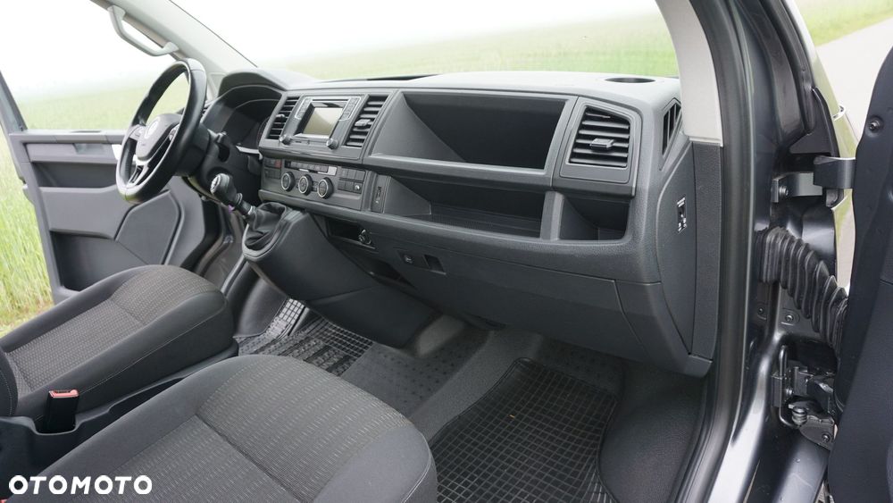 Volkswagen Caravelle 2.0 TDI L2 Highline - 25