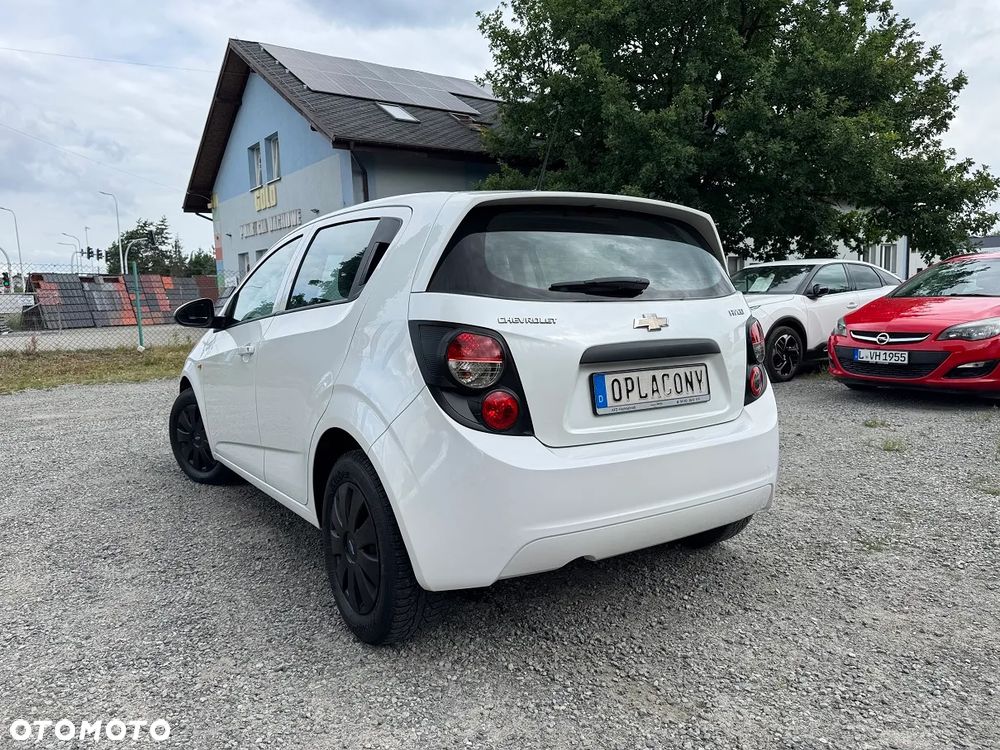 Chevrolet Aveo - 7