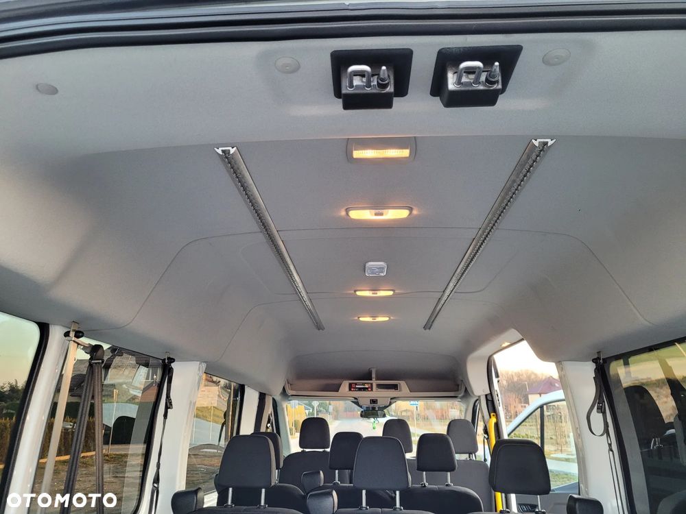 Ford Transit - 31