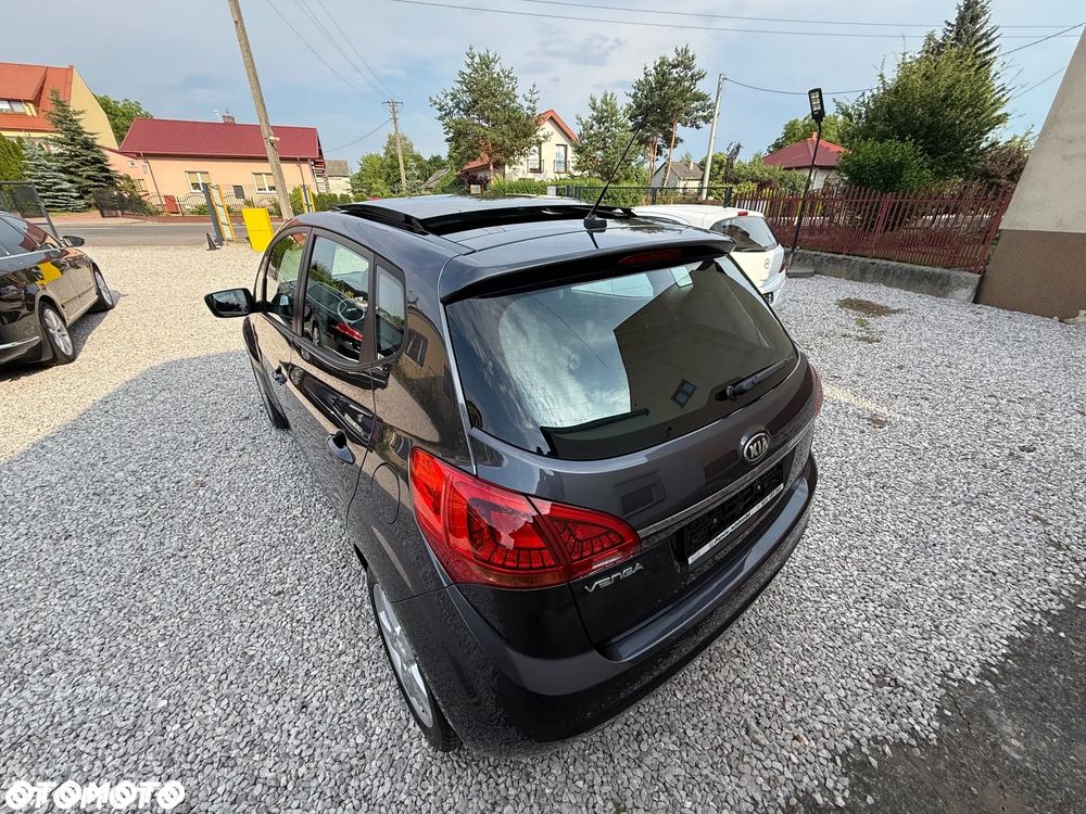 Kia Venga 1.6 CVVT Spirit - 17