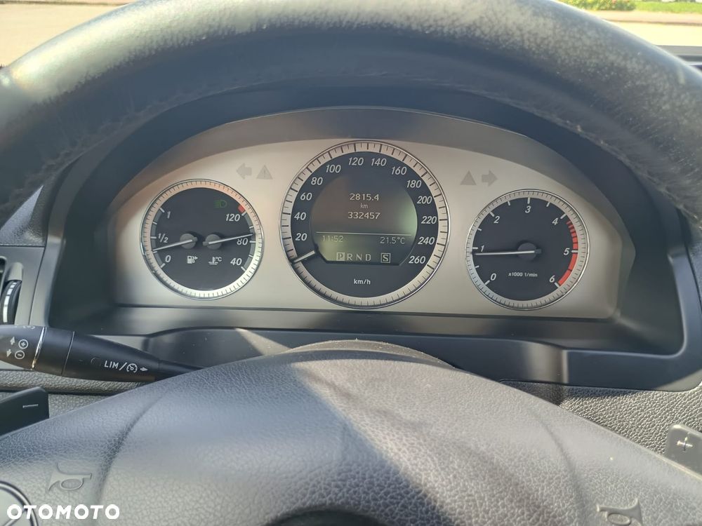 Mercedes-Benz Klasa C 220 CDI DPF Automatik Elegance - 2