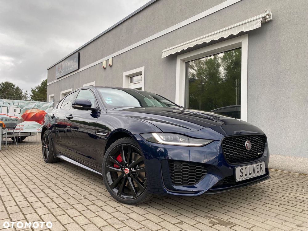 Jaguar XE P300 AWD R-Dynamic HSE - 3