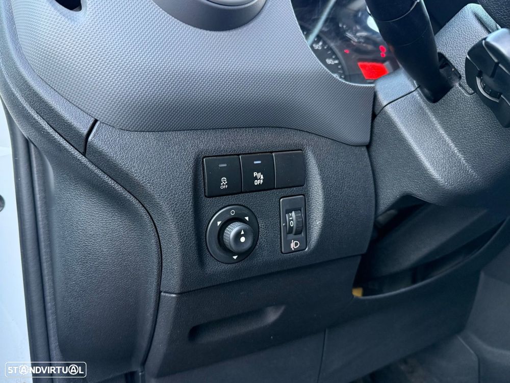 Citroën Berlingo 1.6 BlueHDi Feel - 9
