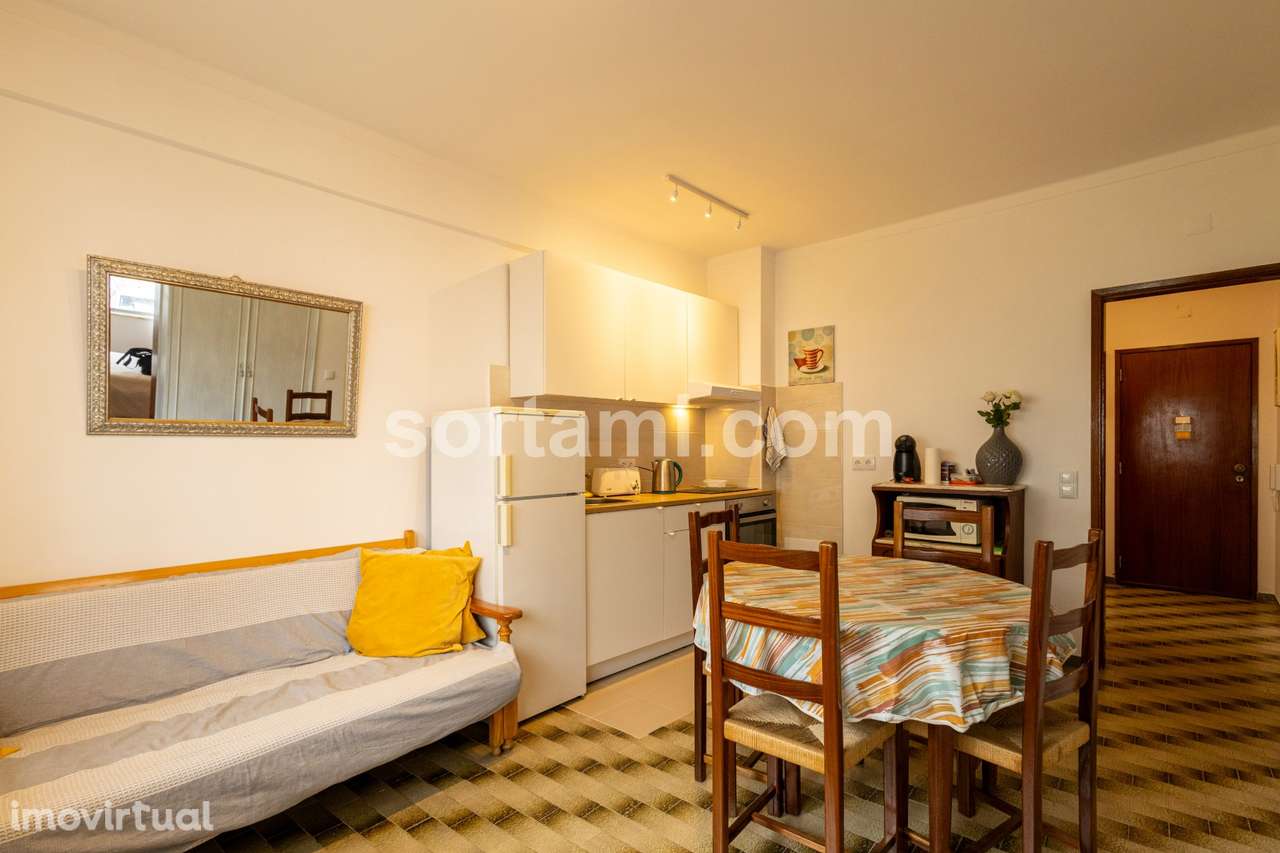 Apartamento T1+1 Venda em Quarteira,Loulé - Grande imagem: 2/10
