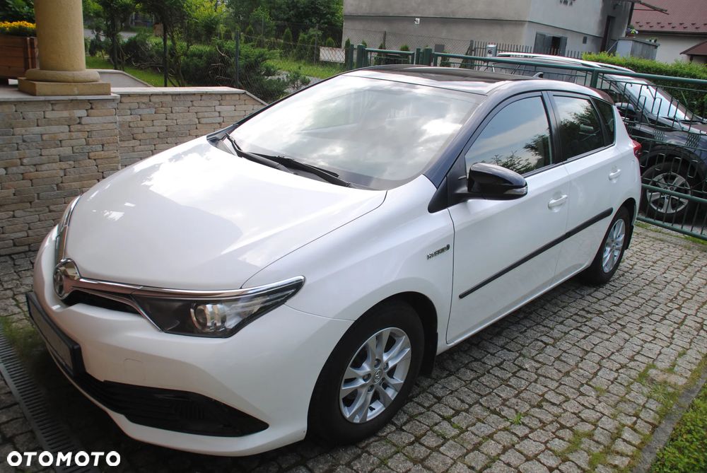 Toyota Auris Hybrid 135 Freestyle - 3