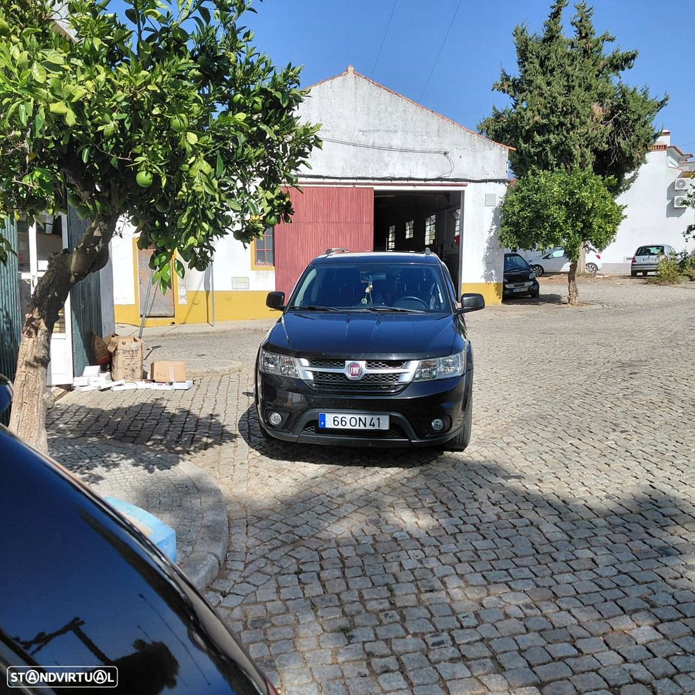 Fiat Freemont 2.0 M-Jet Urban - 4