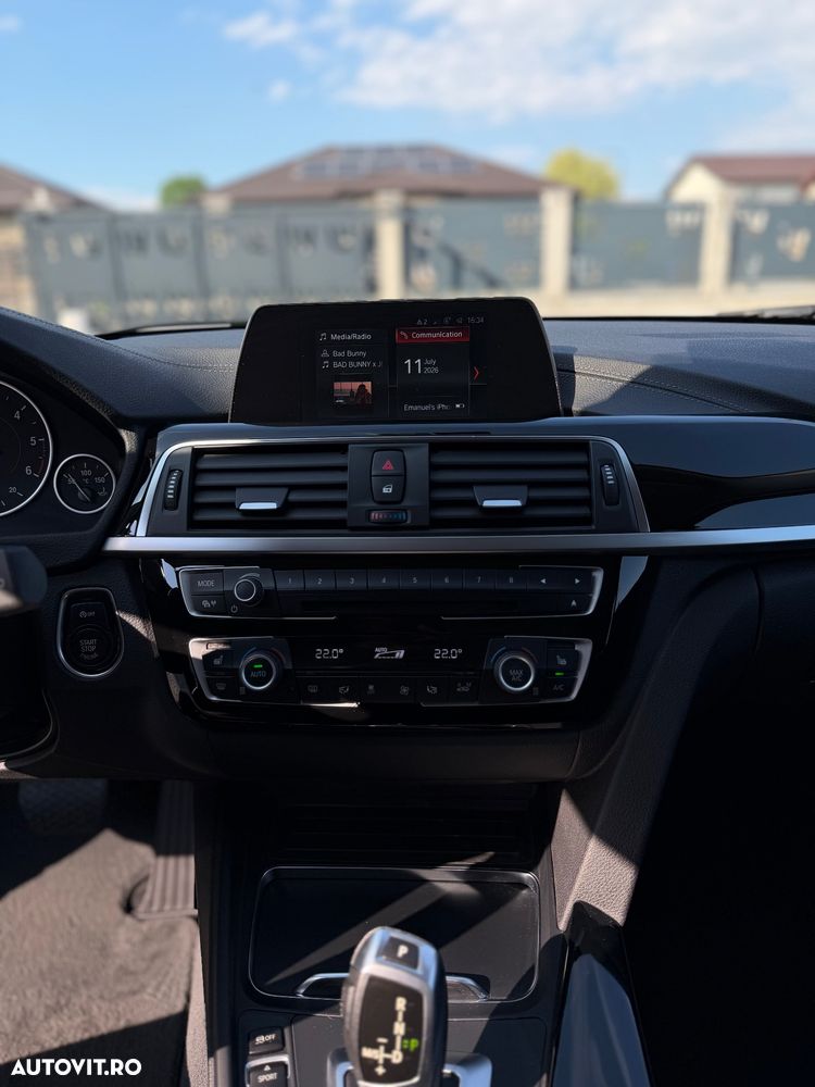 BMW Seria 3 320d Aut. - 25