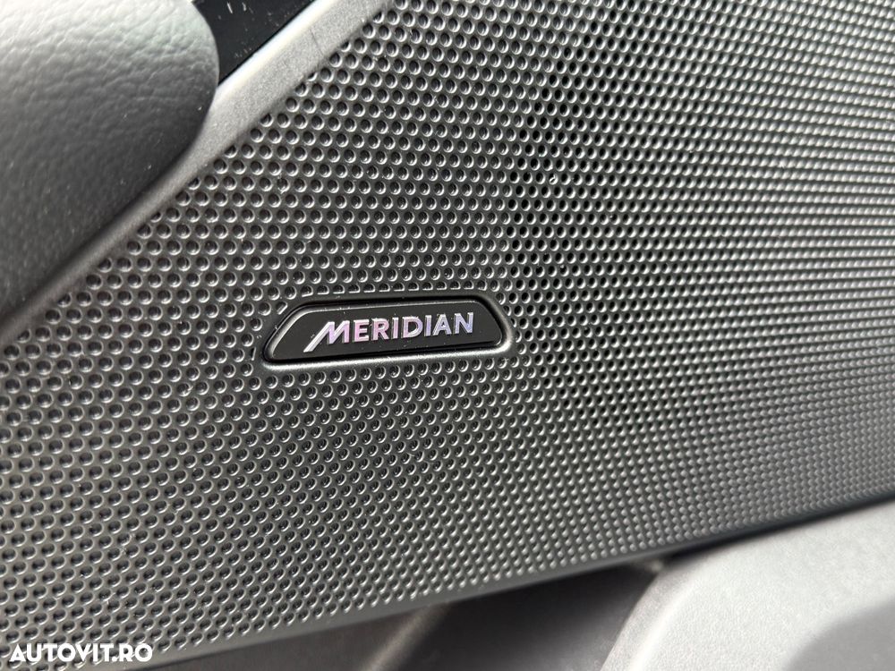 Land Rover Range Rover Velar 2.0 D200 MHEV Dynamic SE - 17