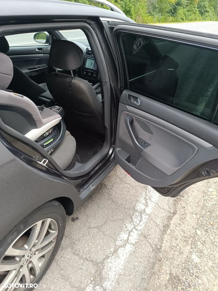 Volkswagen Golf - 11