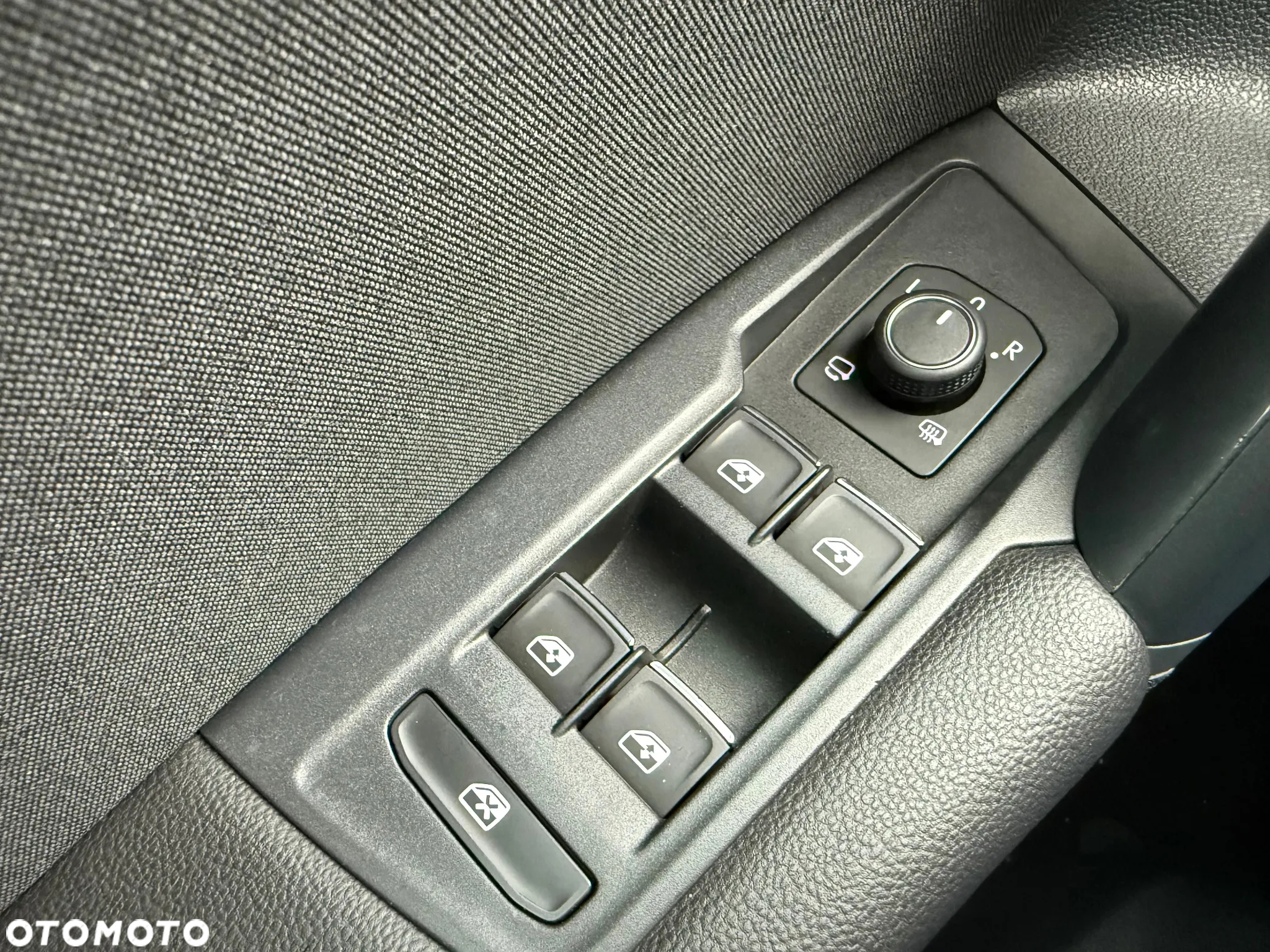 Volkswagen Tiguan 2.0 TSI 4Mot Elegance DSG - 19