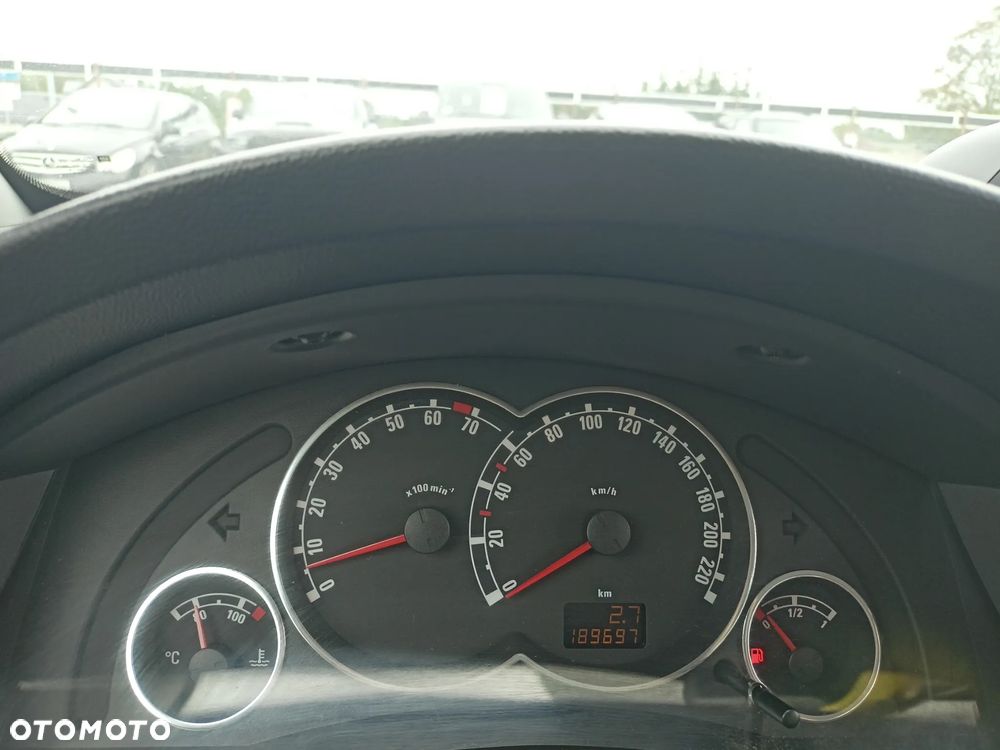 Opel Meriva - 9
