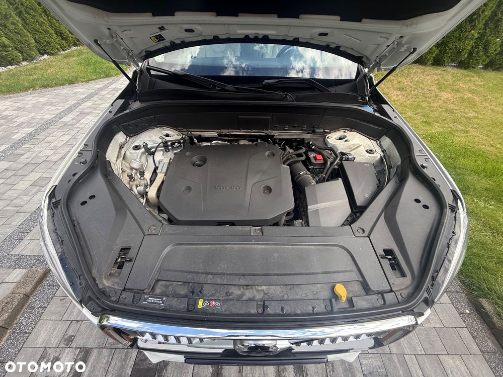 Volvo XC 90 - 20