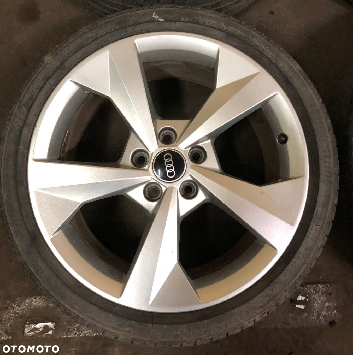 FELGI KOŁA AUDI A3 8Y A3 8V 8Y0601025J 8Jx18H2 ET46 5x112 57.1MM - 6