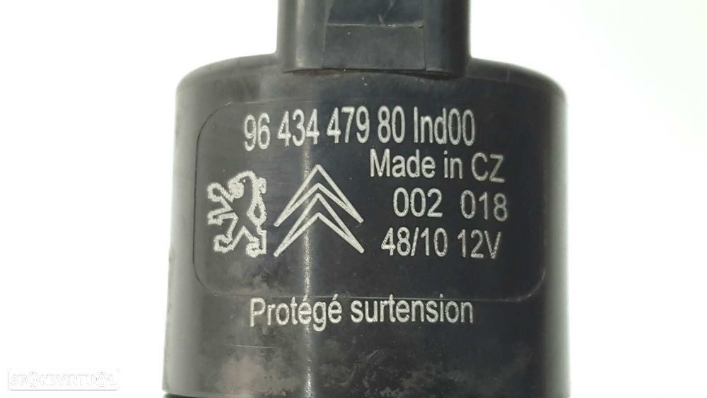 BOMBA LIMPA VIDROS PEUGEOT 3008 PREMIUM - 5