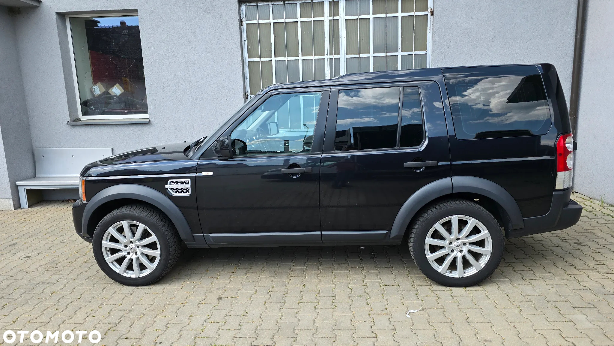 Land Rover Discovery IV 3.0D V6 S - 18
