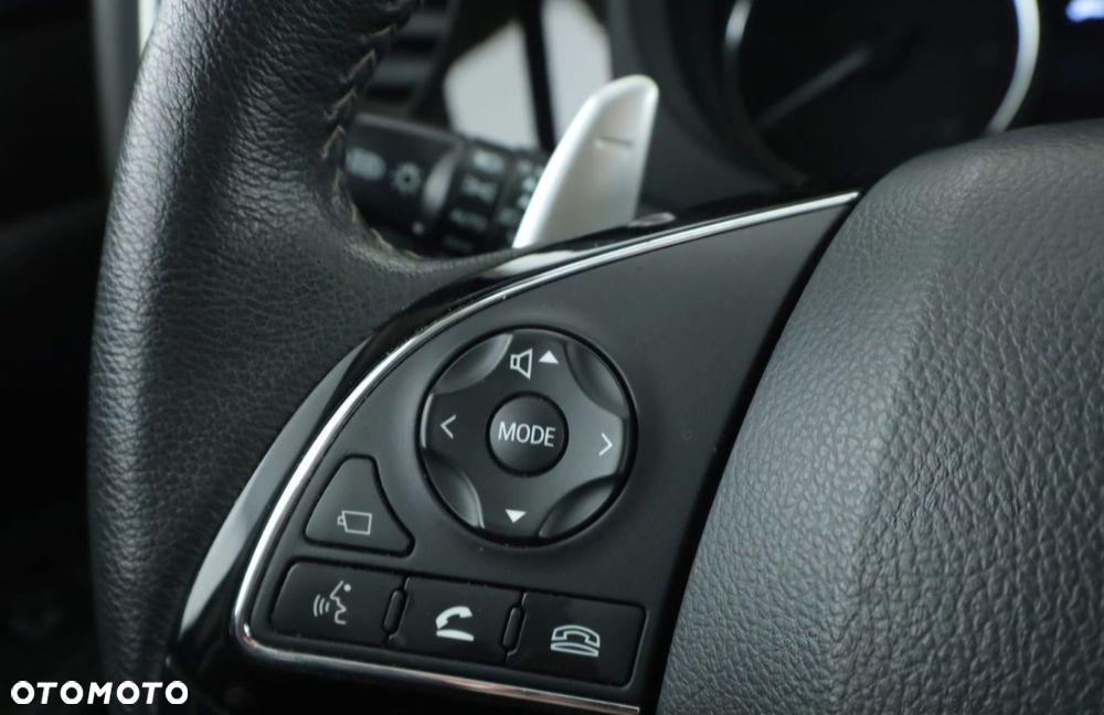 Mitsubishi Outlander 2.2 DID Intense + 4WD - 11