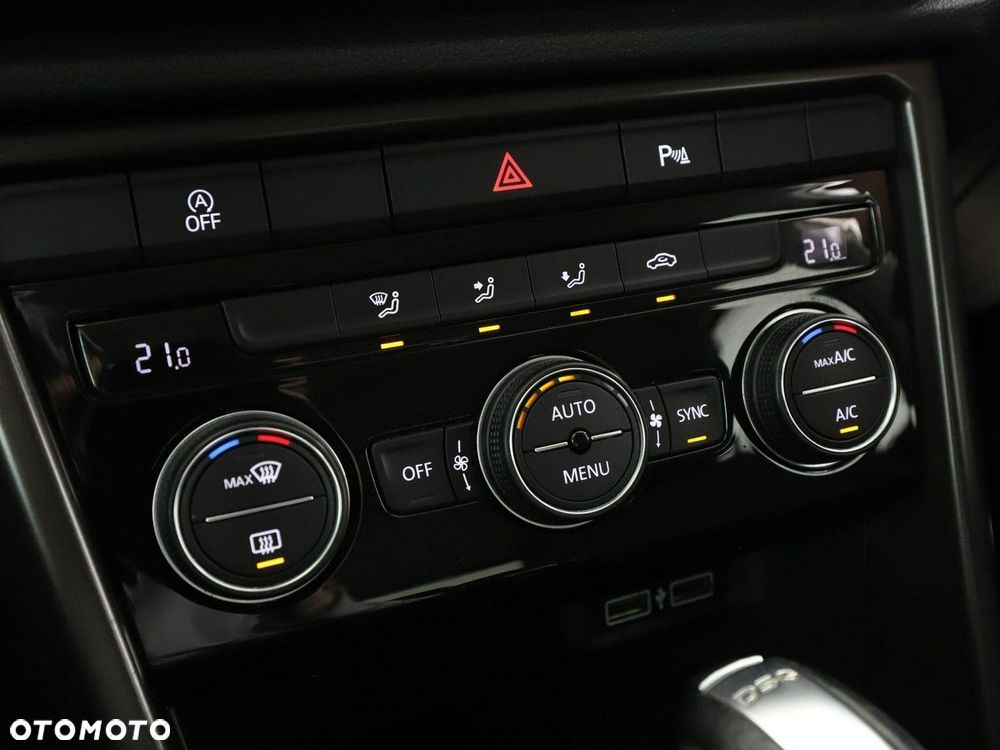 Volkswagen T-Roc 2.0 TDI Style DSG - 29