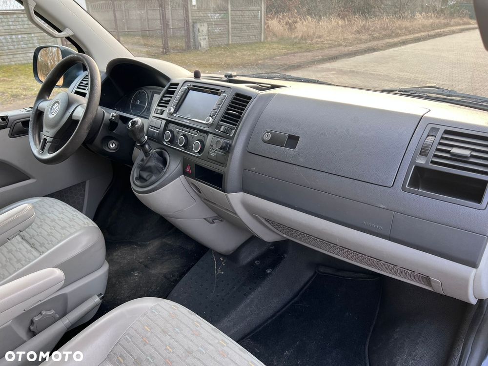 Volkswagen Transporter T5 - 15