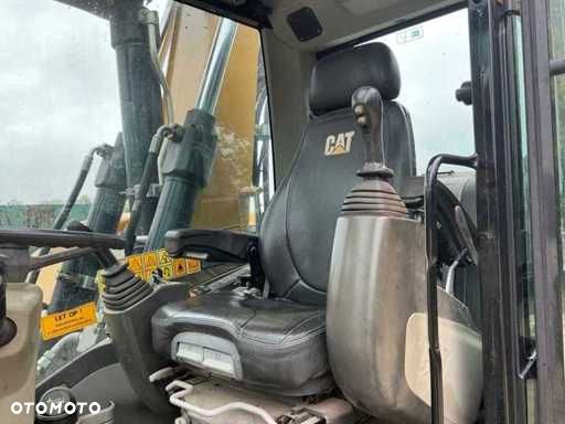 Caterpillar M313D - 5