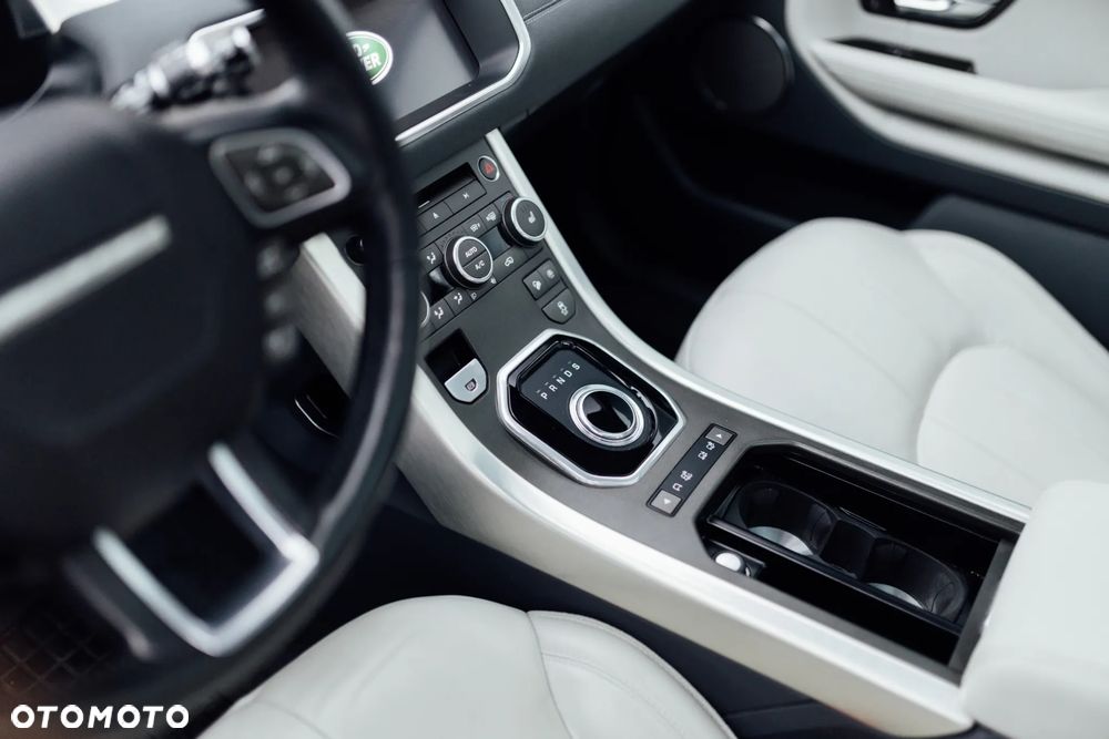 Land Rover Range Rover Evoque - 20