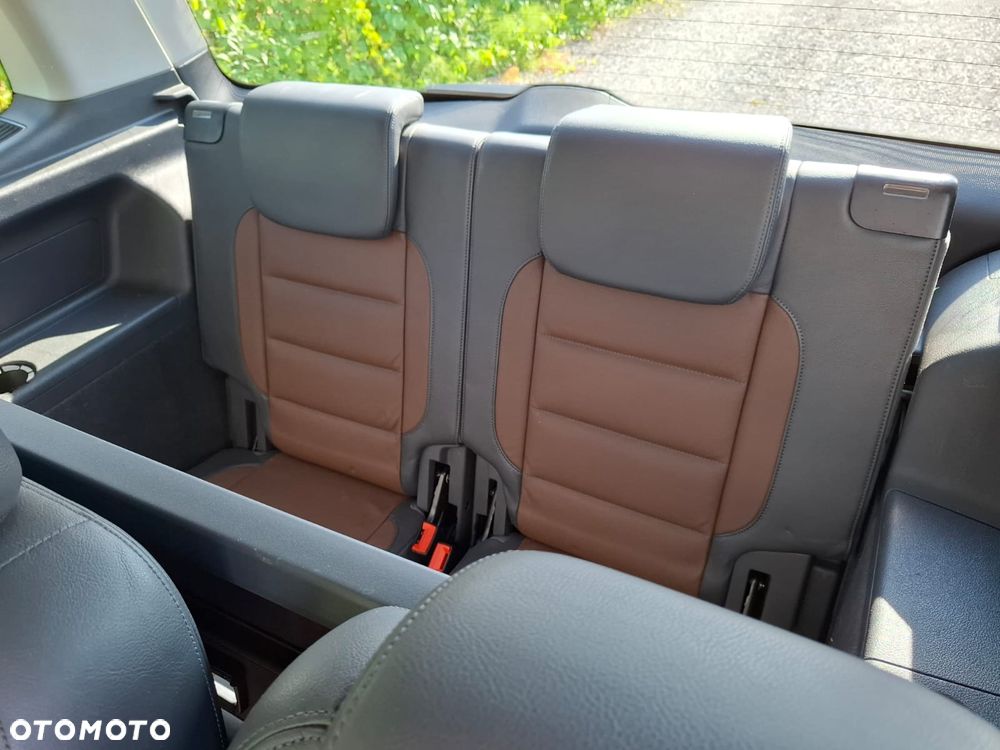 Volkswagen Touran 2.0 TDI DPF Highline DSG - 21