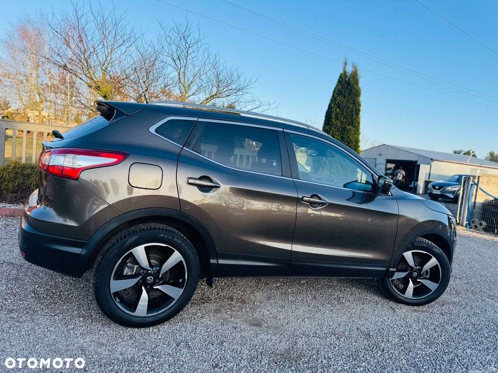 Nissan Qashqai 1.2 DIG-T Tekna - 2