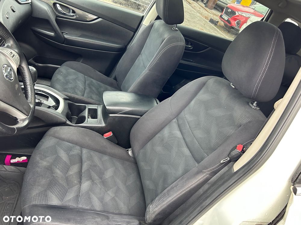 Nissan X-Trail - 10