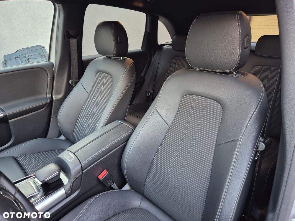 Mercedes-Benz Klasa B 200 d 8G-DCT AMG Line - 4