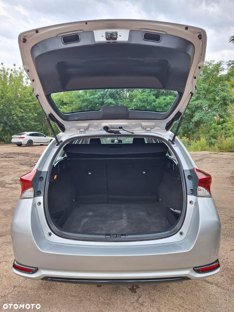 Toyota Auris 1.4 D-4D Comfort - 10