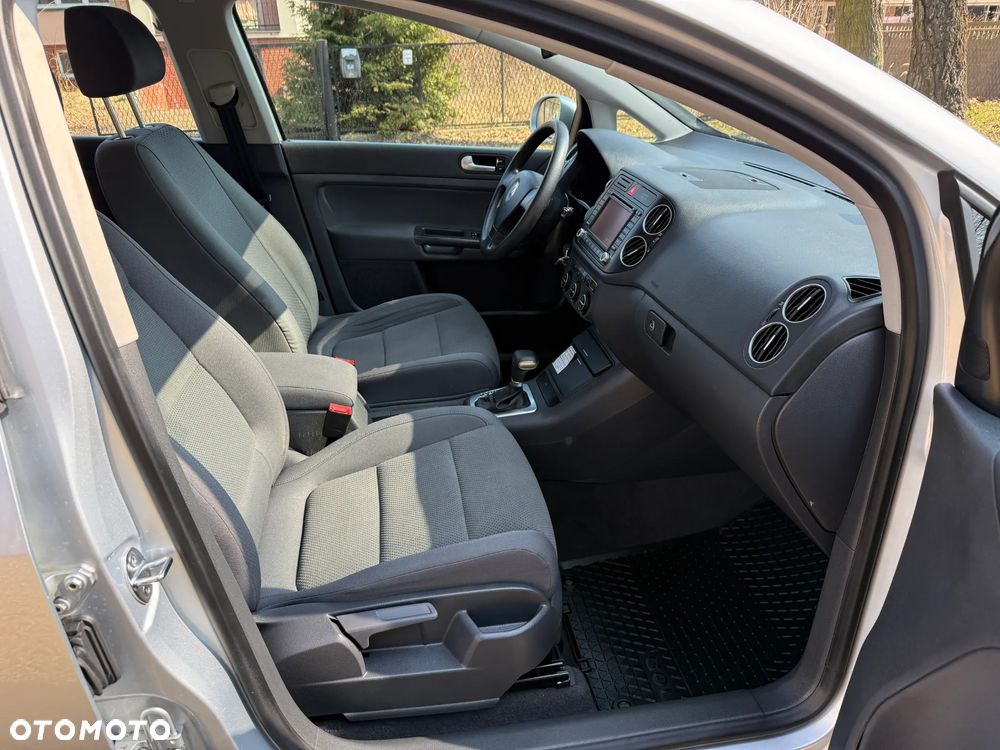 Volkswagen Golf Plus 1.6 Automatik United - 29