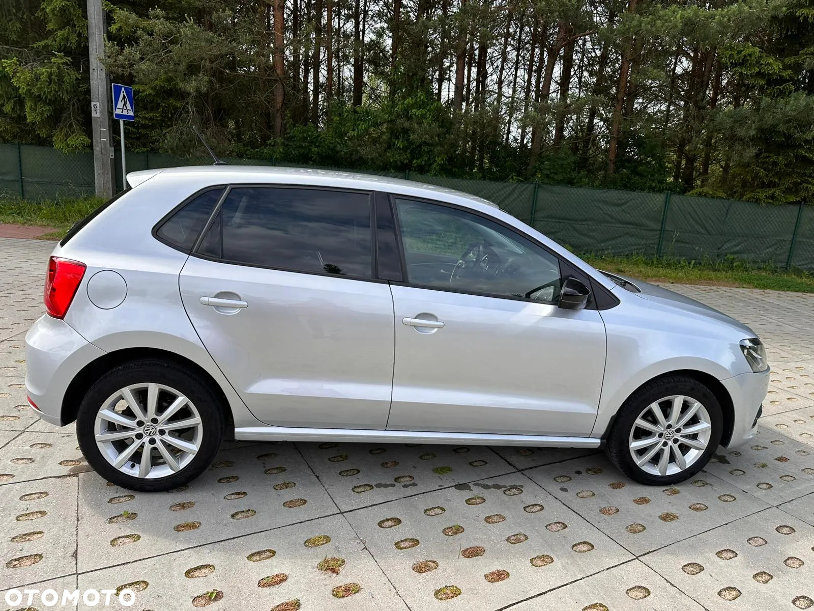 Volkswagen Polo 1.2 TSI Blue Motion Technology Black/Silver Edition - 6