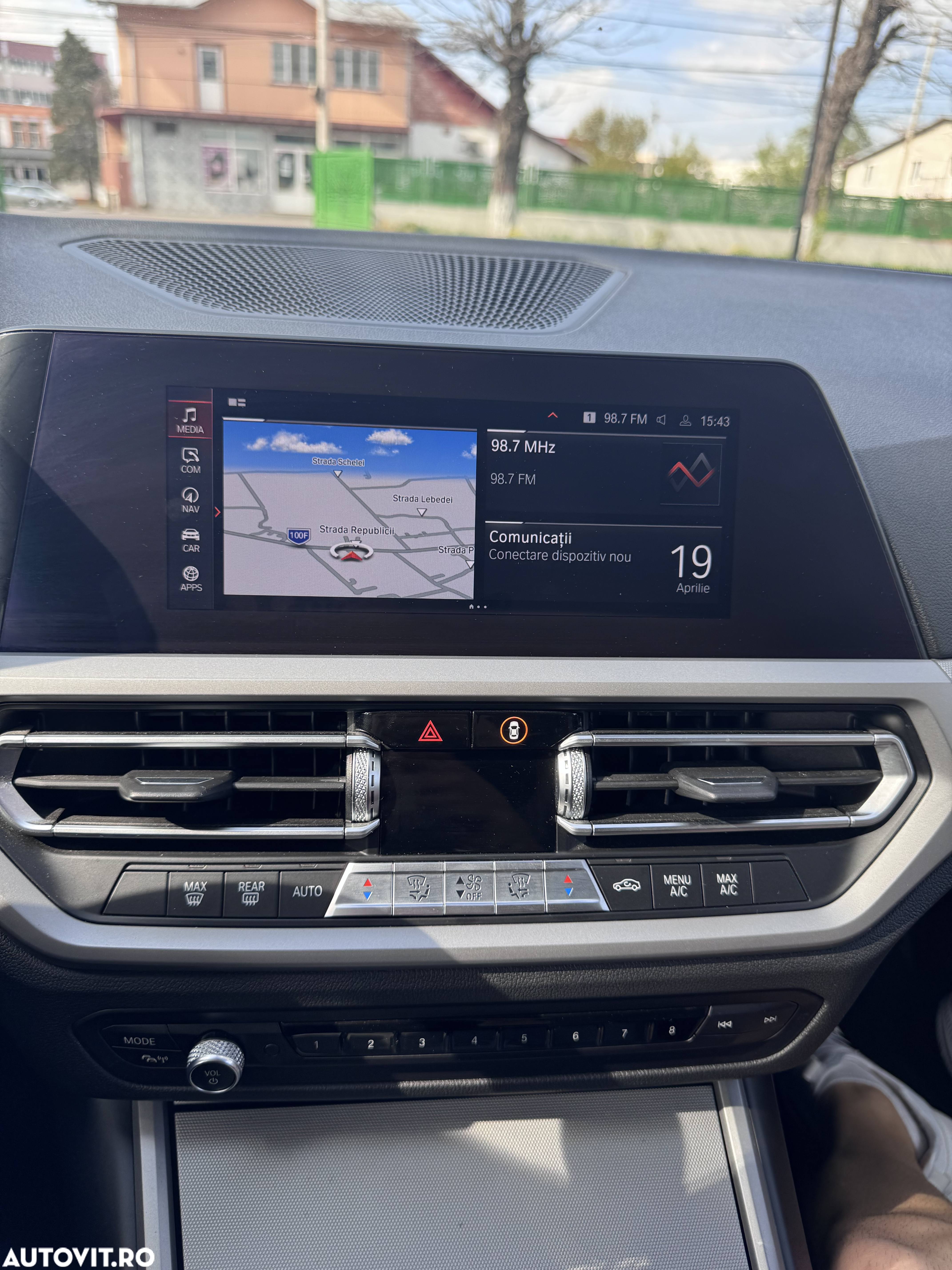 BMW Seria 3 318i Touring Aut. Sport Line - 23