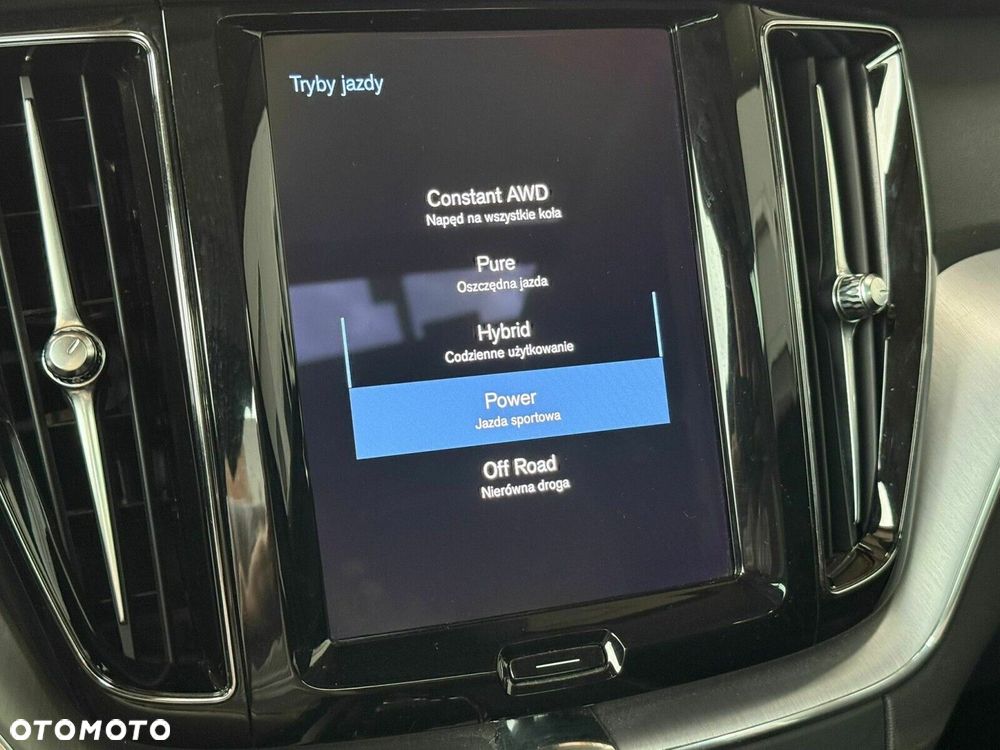 Volvo XC 60 - 30